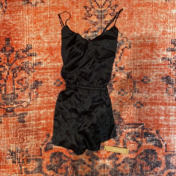NWT Reformation Trocadero Silk Romper - Picture 3 of 6